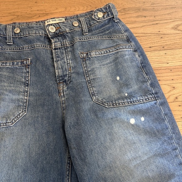 Free People We the Free Palmer Cuffed Jeans Size 27 Distressed Splatter $128 - Picture 3 of 7